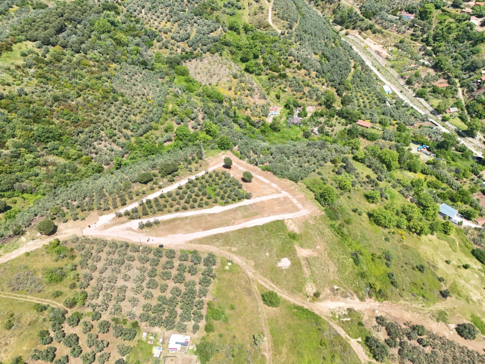 BALIKESİR ERDEK TATLISU SATILIK HOBİ BAHÇESİ 3